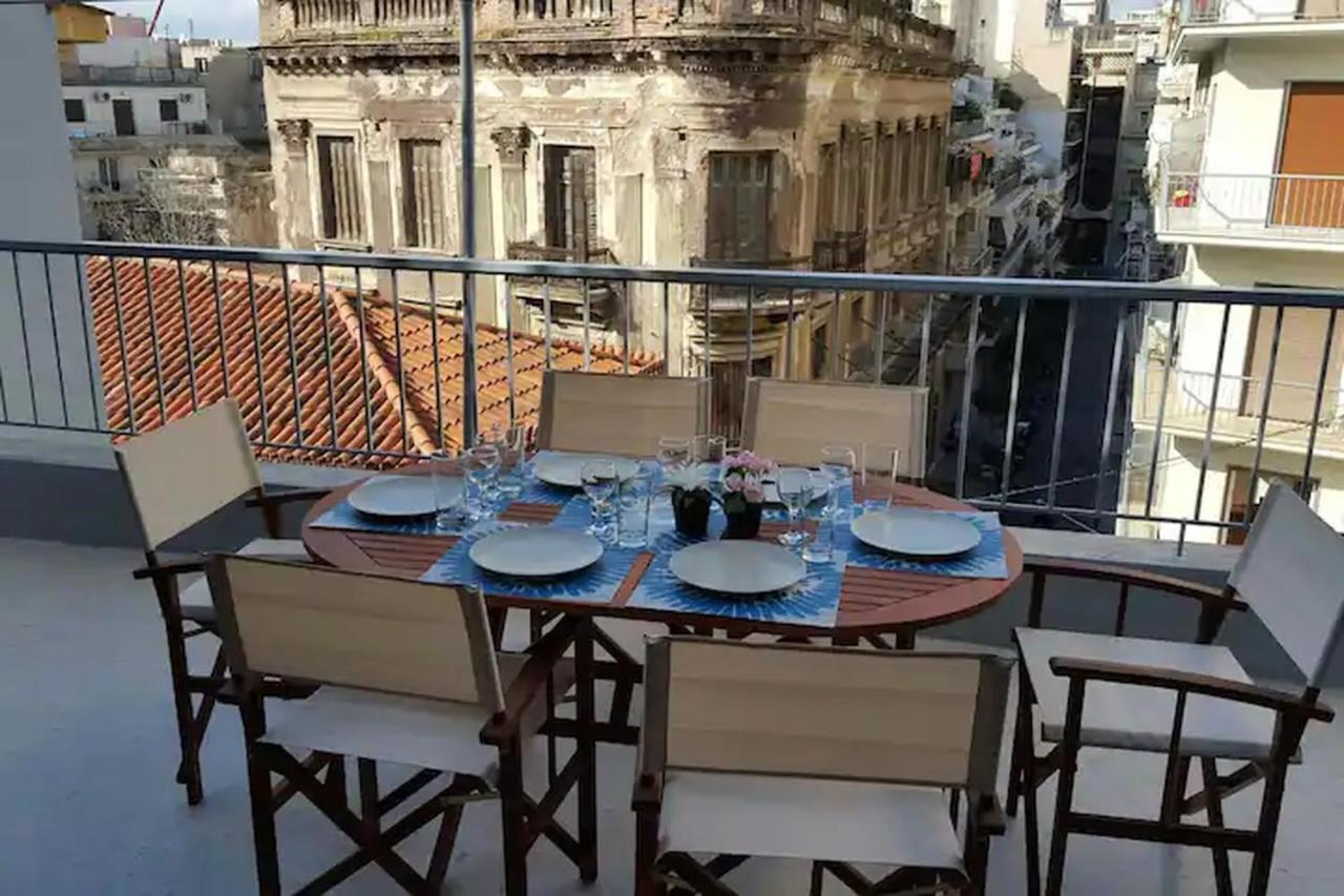 2Bdr Boutique Full Apt In Plaka Атина Екстериор снимка
