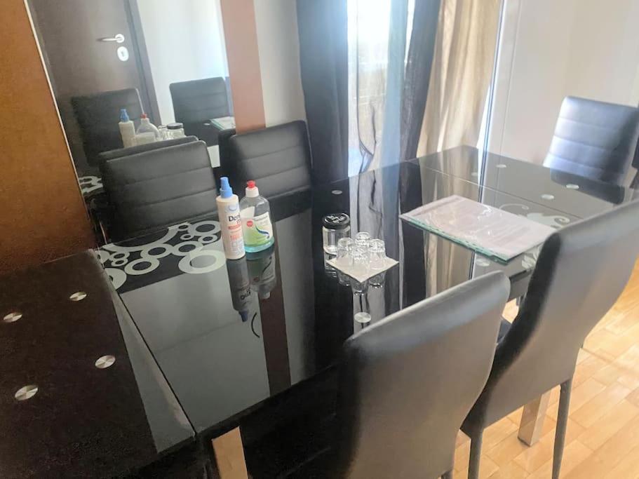 2Bdr Boutique Full Apt In Plaka Атина Екстериор снимка