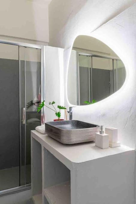 2Bdr Boutique Full Apt In Plaka Атина Екстериор снимка