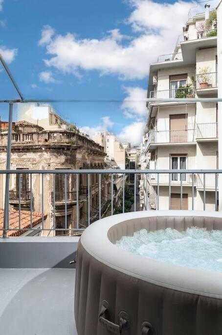 2Bdr Boutique Full Apt In Plaka Атина Екстериор снимка
